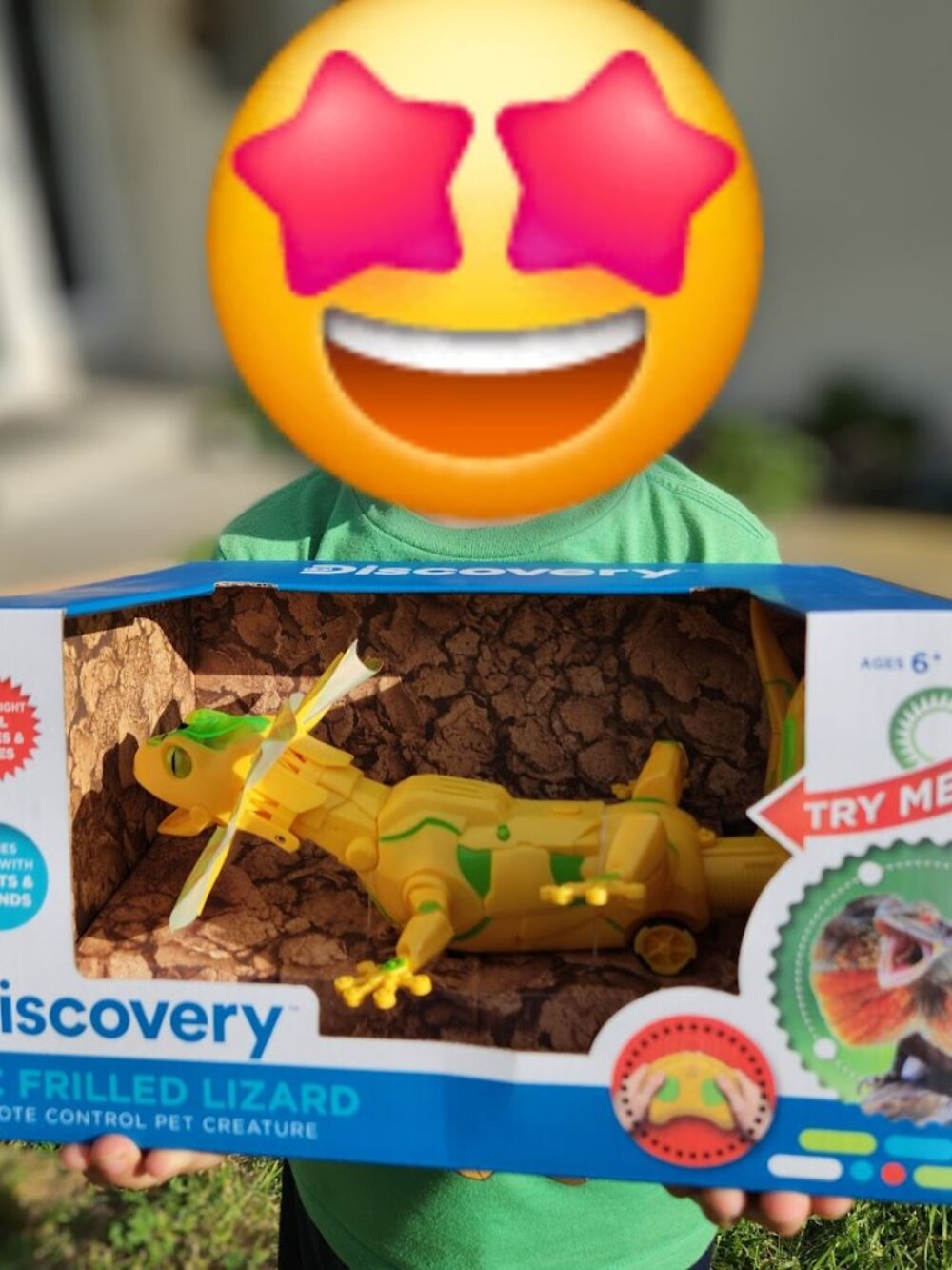 NEW Discovery Kids Robot RC Frilled Lizard Wireless Controller with Motion Activ